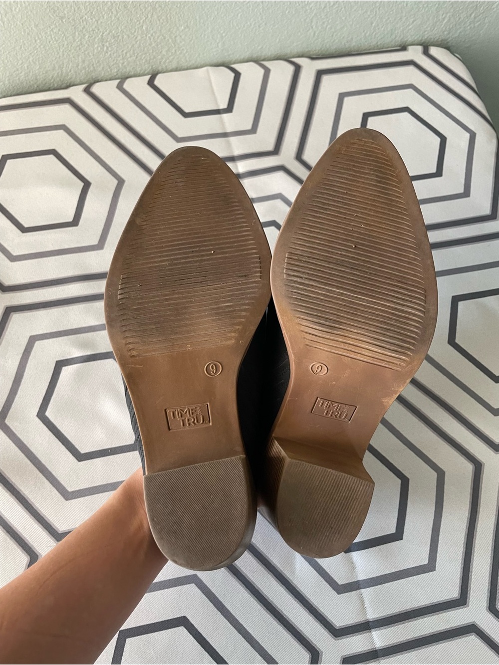 🌱5/$25🌱 Time and Tru | Memory Foam Black Faux Leather Block Heel Pointed Mule - Picture 9 of 11